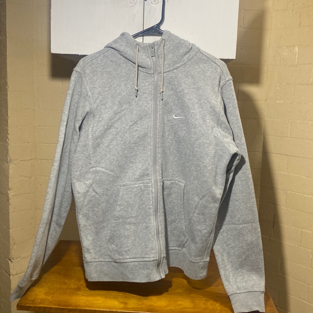 Nike Men’s Sweater Zipper Hoodie
